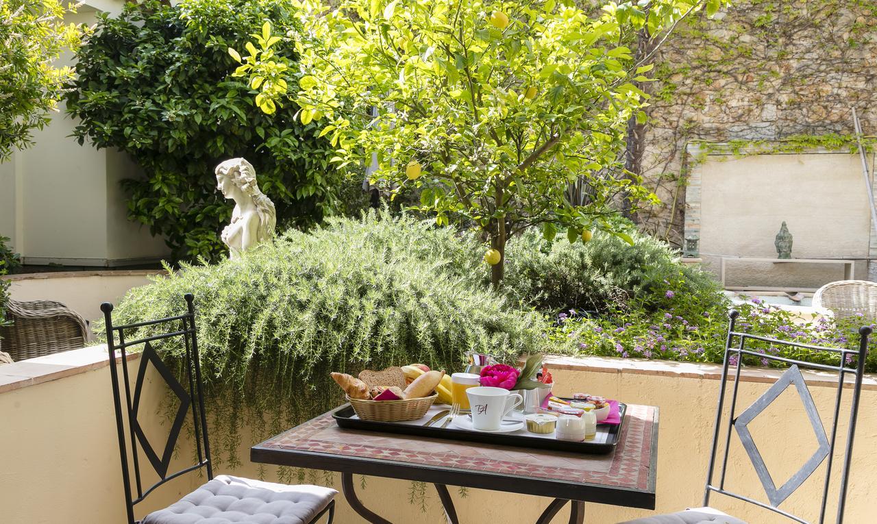 Best Western Premier Le Patio Des Artistes Wellness Jacuzzi Кан Екстериор снимка